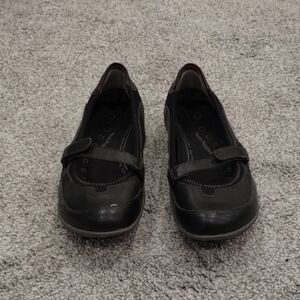 Hush Puppies Black Women's Flats